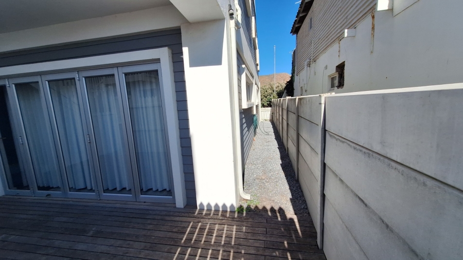 2 Bedroom Property for Sale in Elands Bay Western Cape